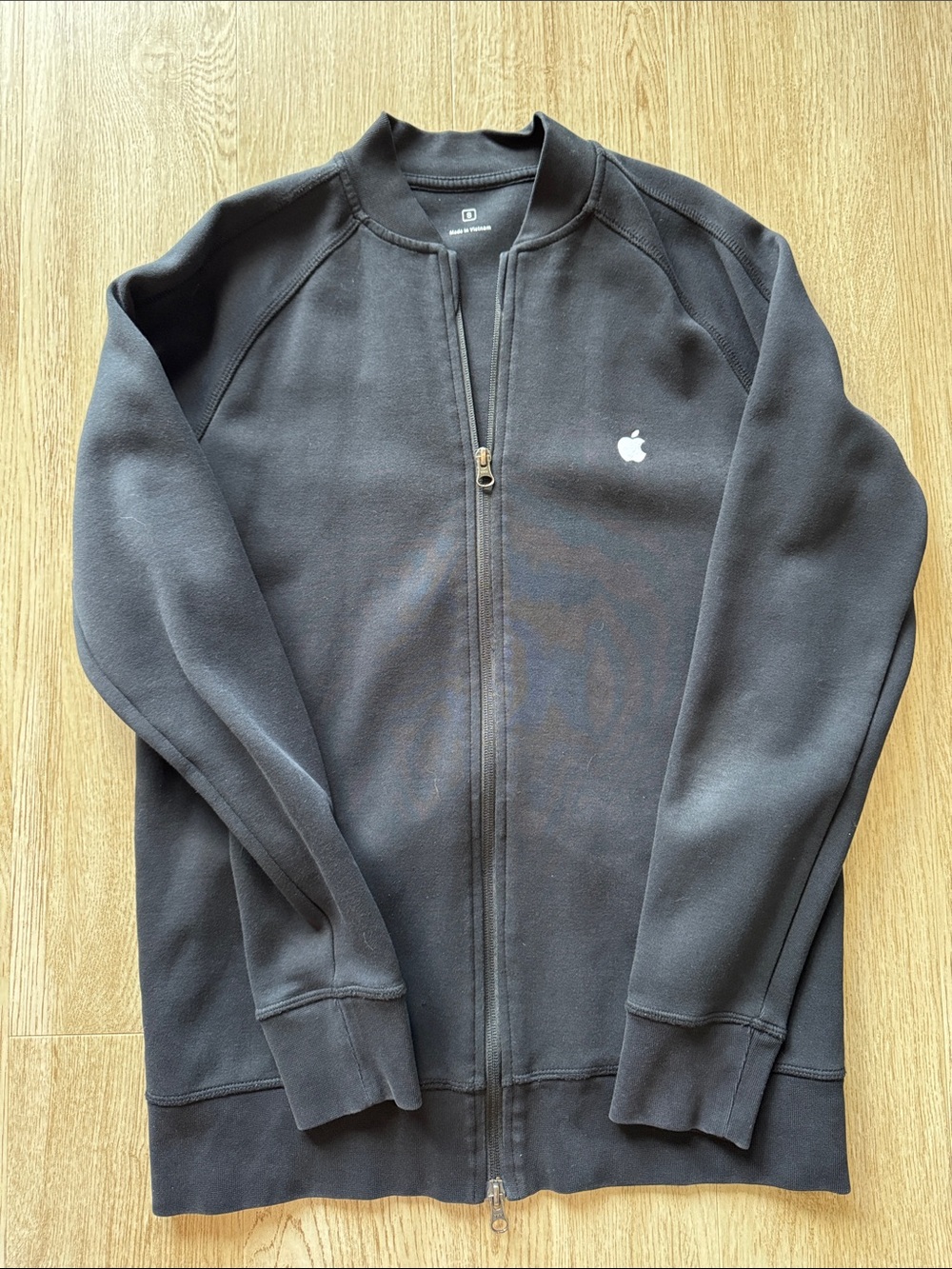 Apple zip up